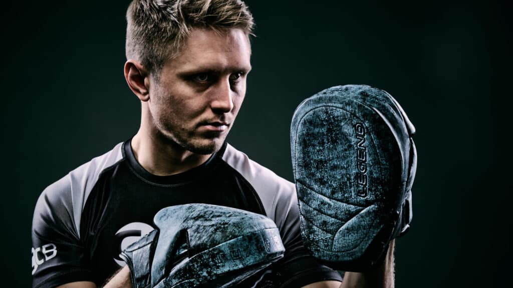 Daniel Hepting MMA Boxing Sportfoto Pratzen