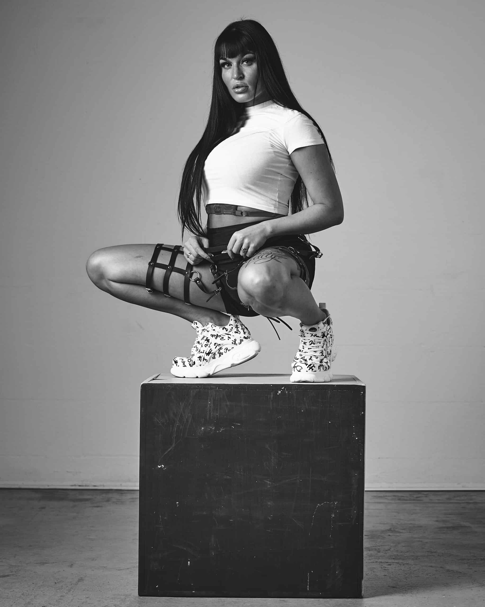 Editorial Anna Block seitlich