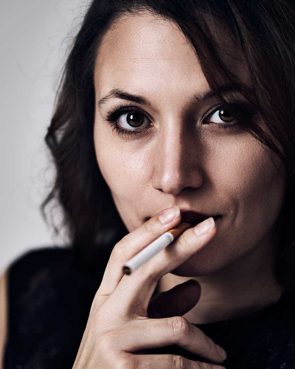 editorial photo style beauty cigarette female bonn