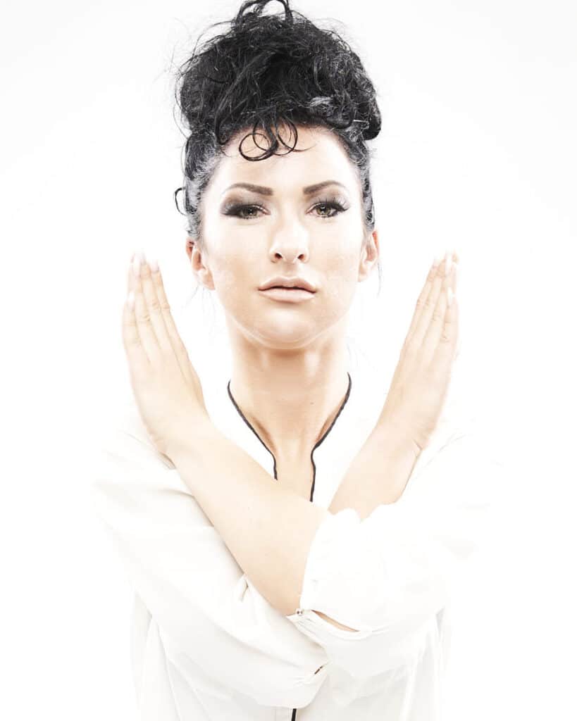 editorial photo style white beauty high key bonn female